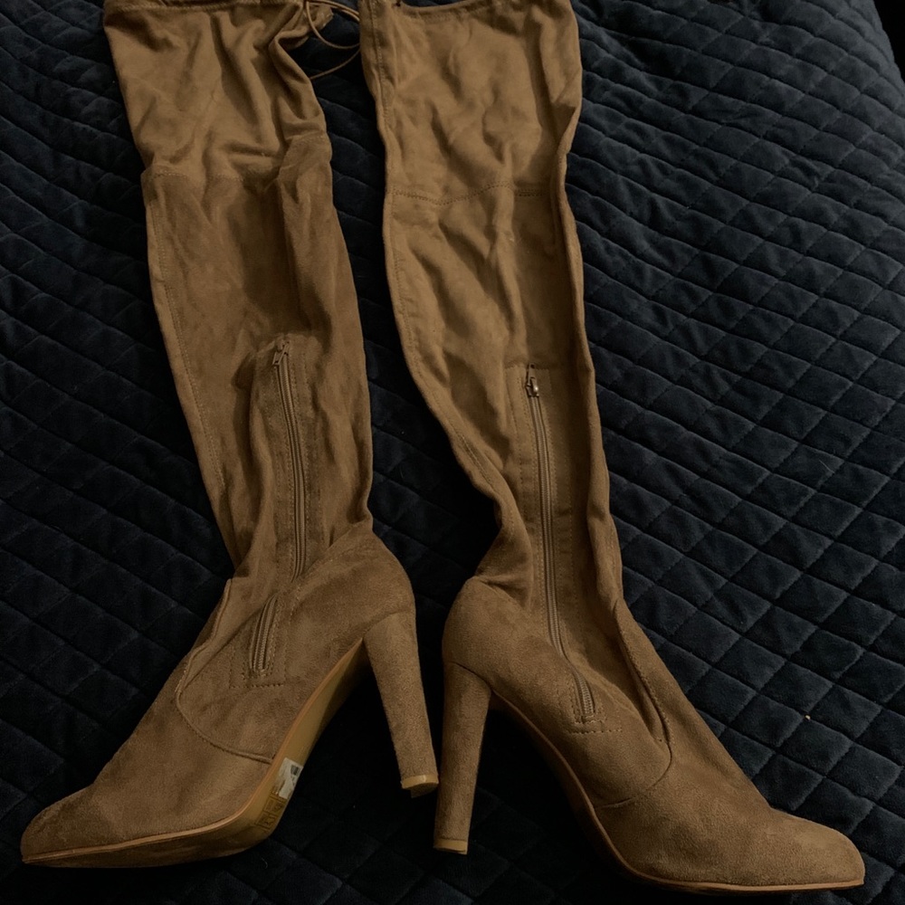 Tan High Knee Heel Boots